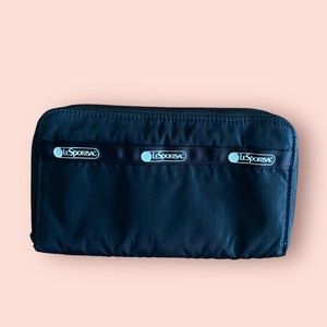 lesportsac zip around wallet